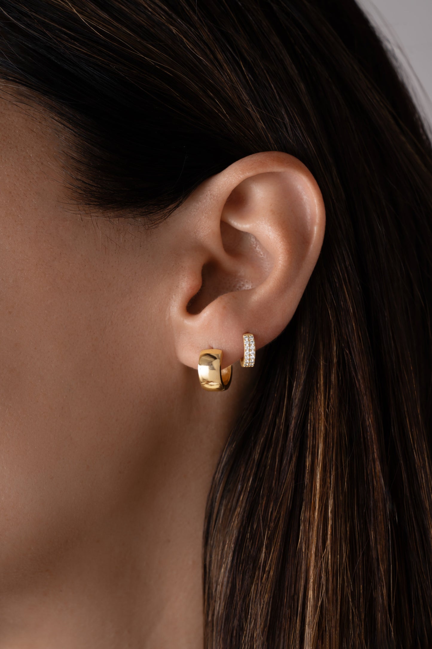 14K Solid Gold 6mm Chunky Hoops