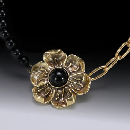 EQUINOX BLOOM CHOKER
