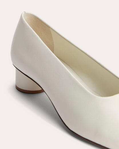 The Gallery Pump | Canvas