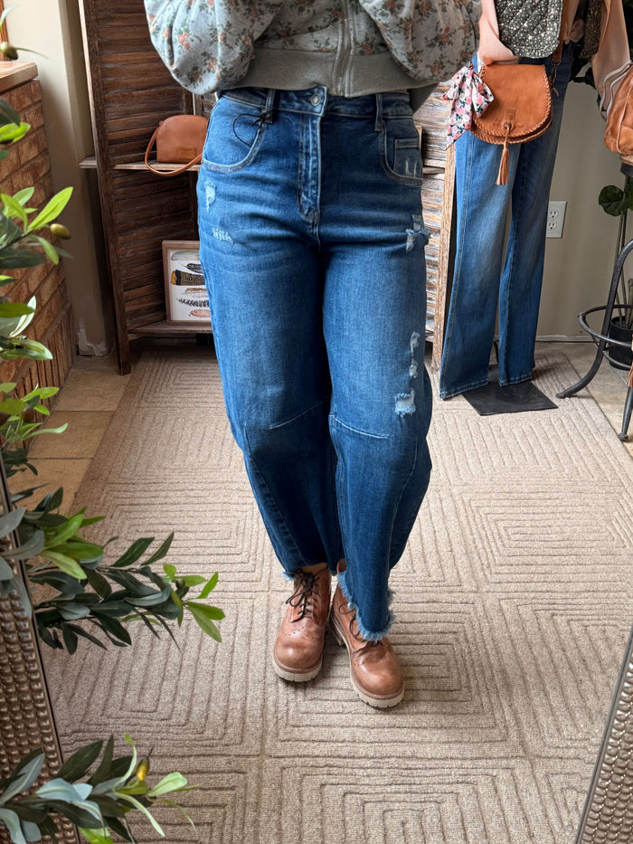 Mica barrel jeans in dark blue wash, straight-to-barrel wide leg with ripped knee detail
