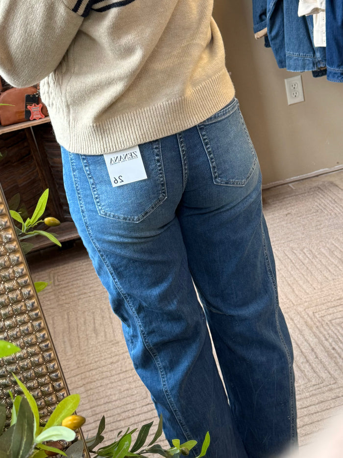 Zenana women's cropped barrel jeans, back pocket detail with stitched label at waistband