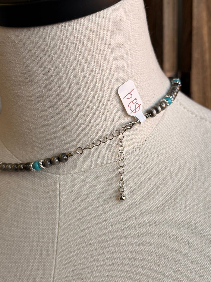 Silver-toned pearl and turquoise beaded necklace with short dangling chain detail