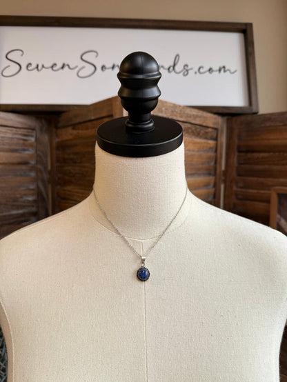 Silver-plated necklace with blue round lapis pendant on fine chain