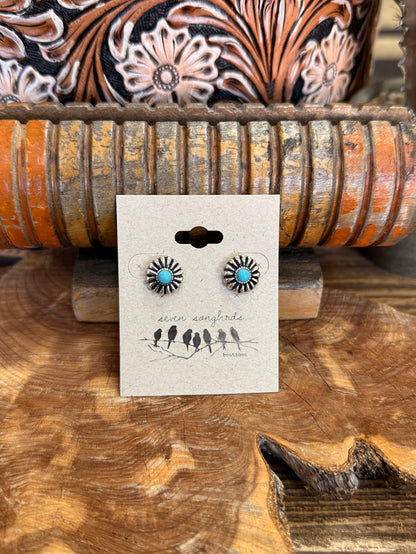 Turquoise daisy stud earrings with silver-tone round floral centers