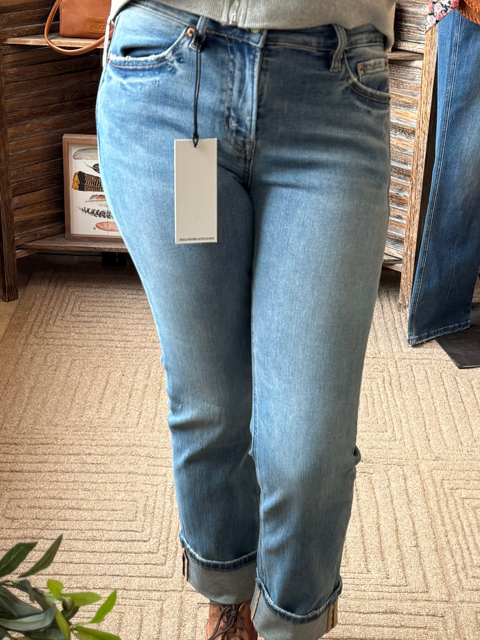 Stonewashed straight-crop jeans with cuffed hem and back pocket seam detail