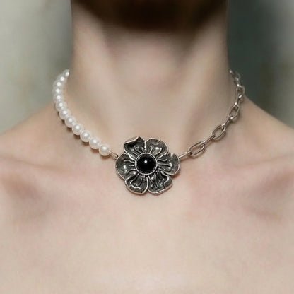 EQUINOX BLOOM CHOKER