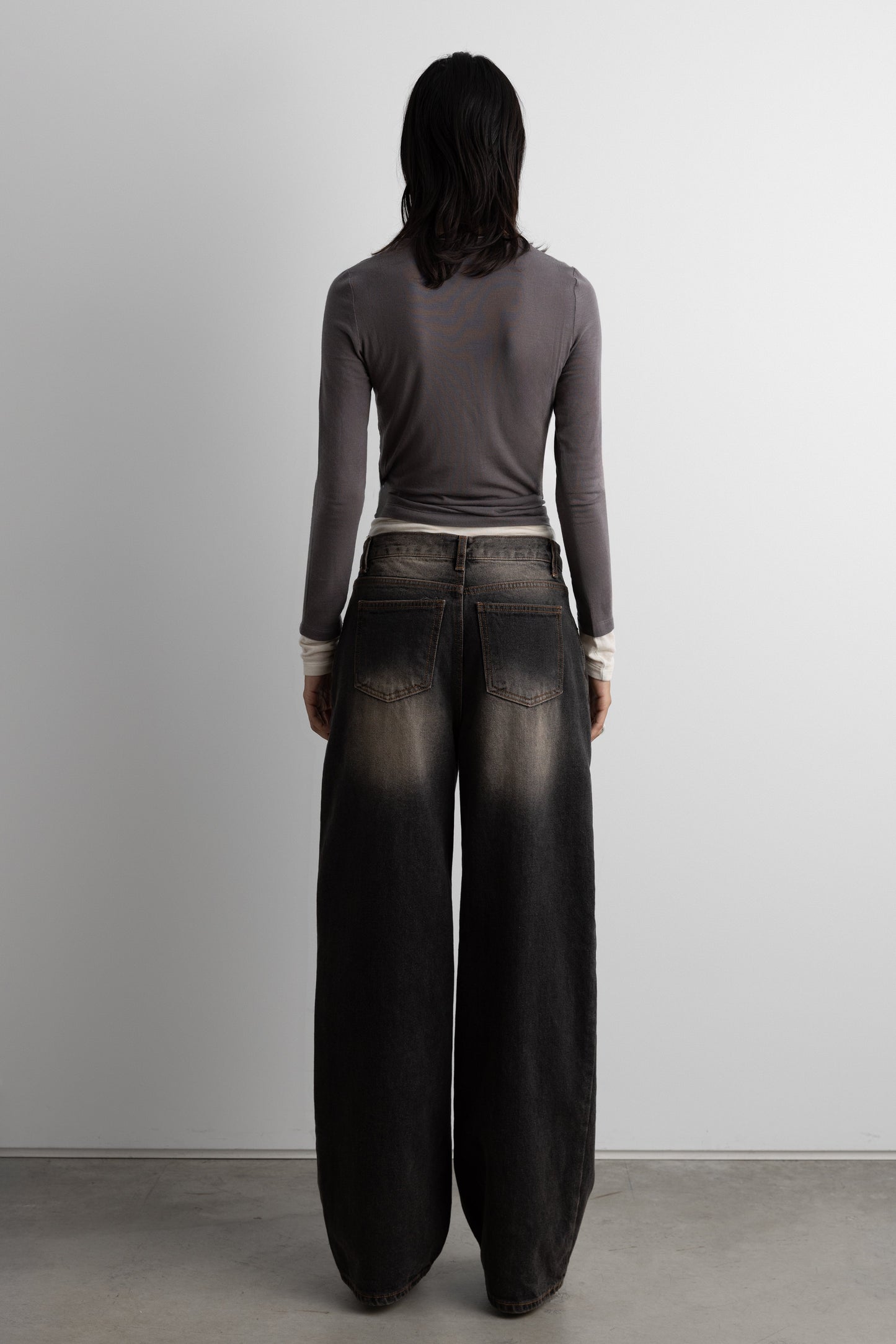 LAYERED EFFECT LONG SLEEVE TOP