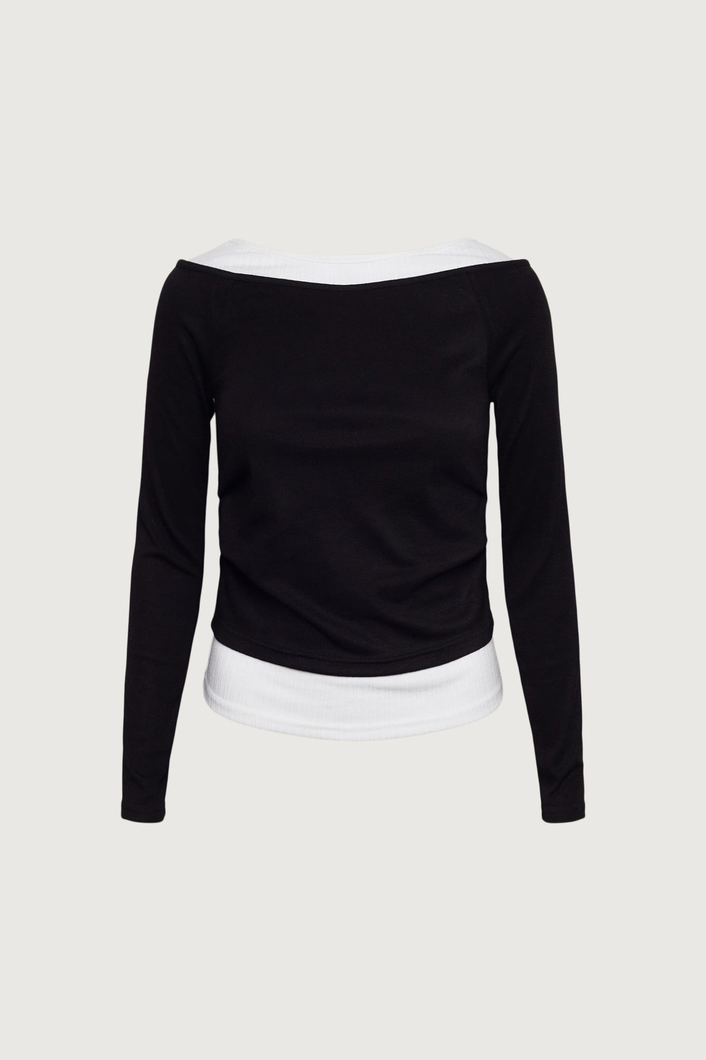LAYERED BOAT NECK TOP