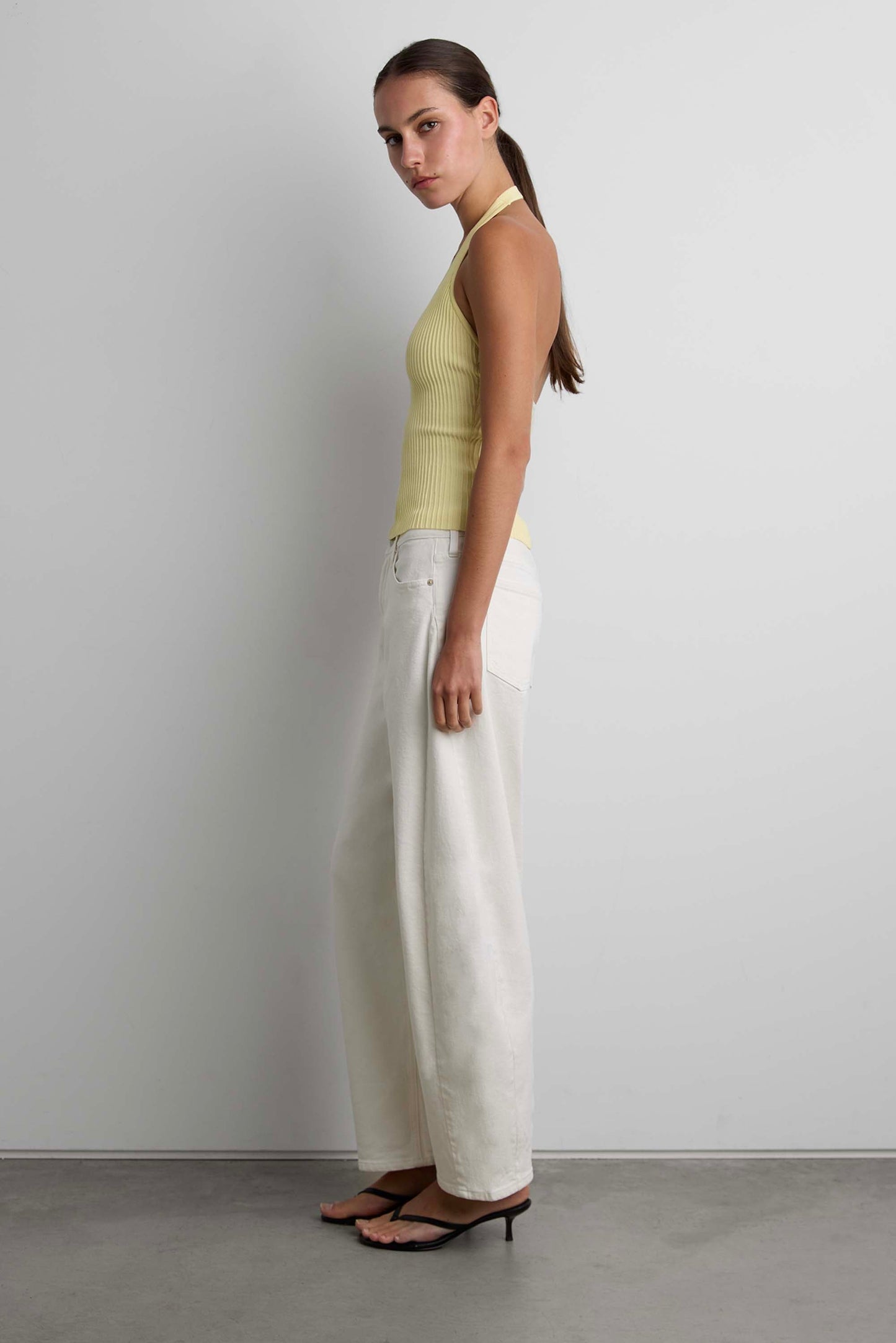 RIBBED KNIT HALTER TANK TOP