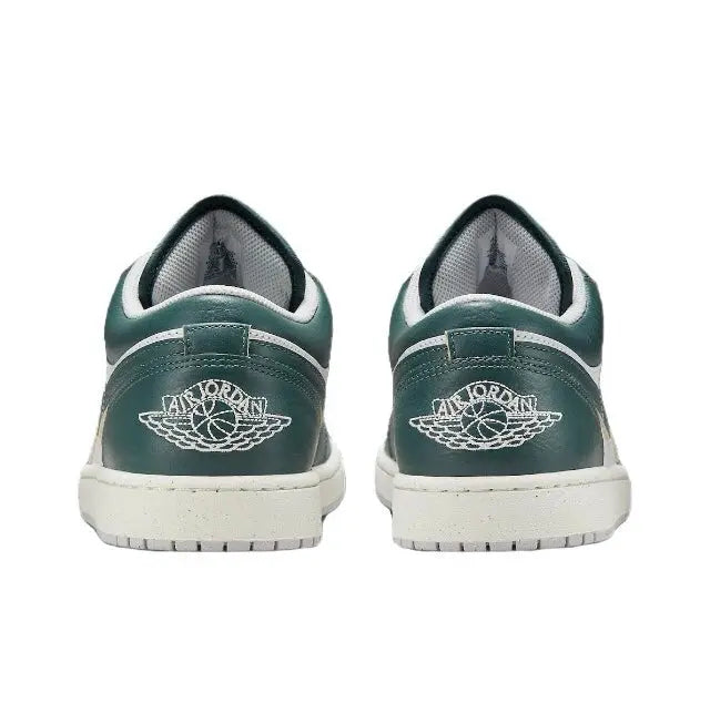 Low-top sneaker heels in dark green leather with white logo patch