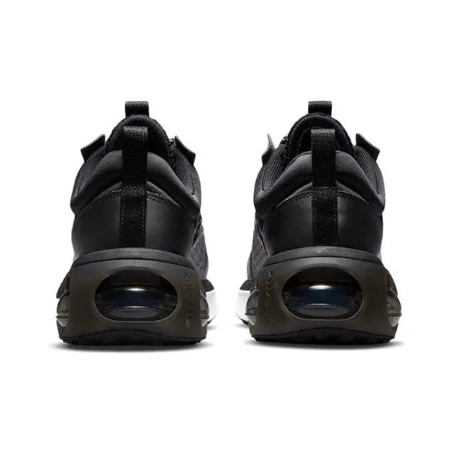 Air Max 2021 sneaker heel, black upper with Air window and pull tab