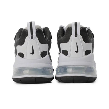 Low-top sneakers heel view in white and black with air-cushion unit