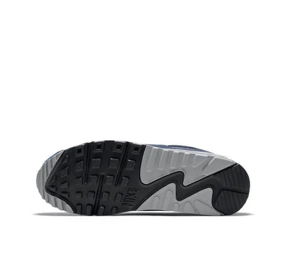 Low-top sneakers outsole with black traction pattern and light gray midsole