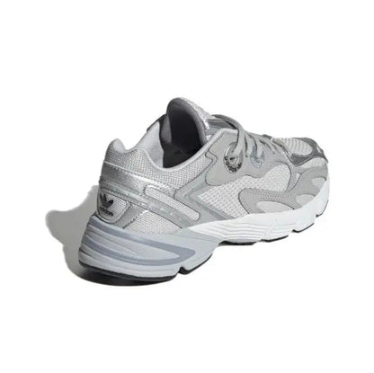 Adidas Astir silver/grey heel sneaker with laces and padded collar