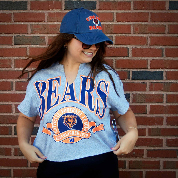 Chicago Bears 47 Brand Women's Quartz Grey Banners Out Oversized Deep V-Neck Tee