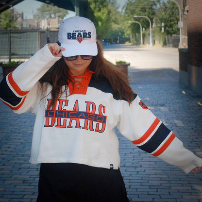 Chicago Bears 47 Brand Women's White Wash Cut Through Cropped Lacer Hooded Sweatshirt