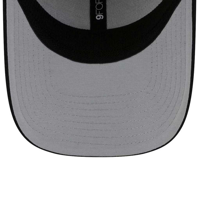 Chicago Bears New Era 2025 NFC North Division Champs Locker Room Adjustable Cap