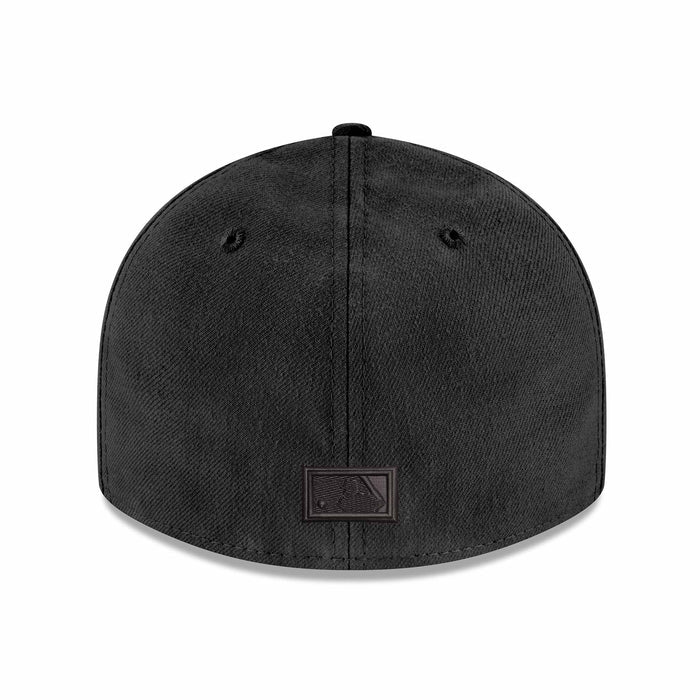 Chicago Cubs New Era Home Black Out Low Profile 59FIFTY Fitted Cap