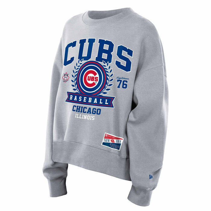 Chicago Cubs New Era Women's Bullseye Grey Crested Crewneck Sweatshirt