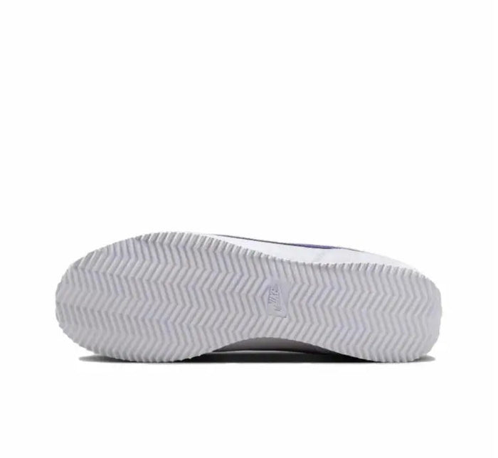 Cortez sneakers outsole, white textured tread with Chevron pattern
