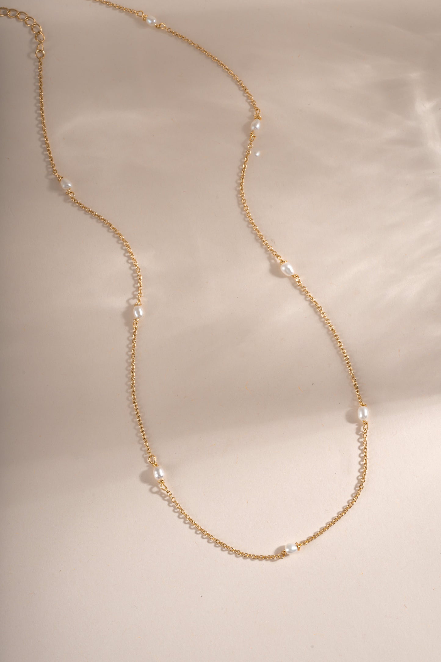 Dainty Beaded Pearl Necklace