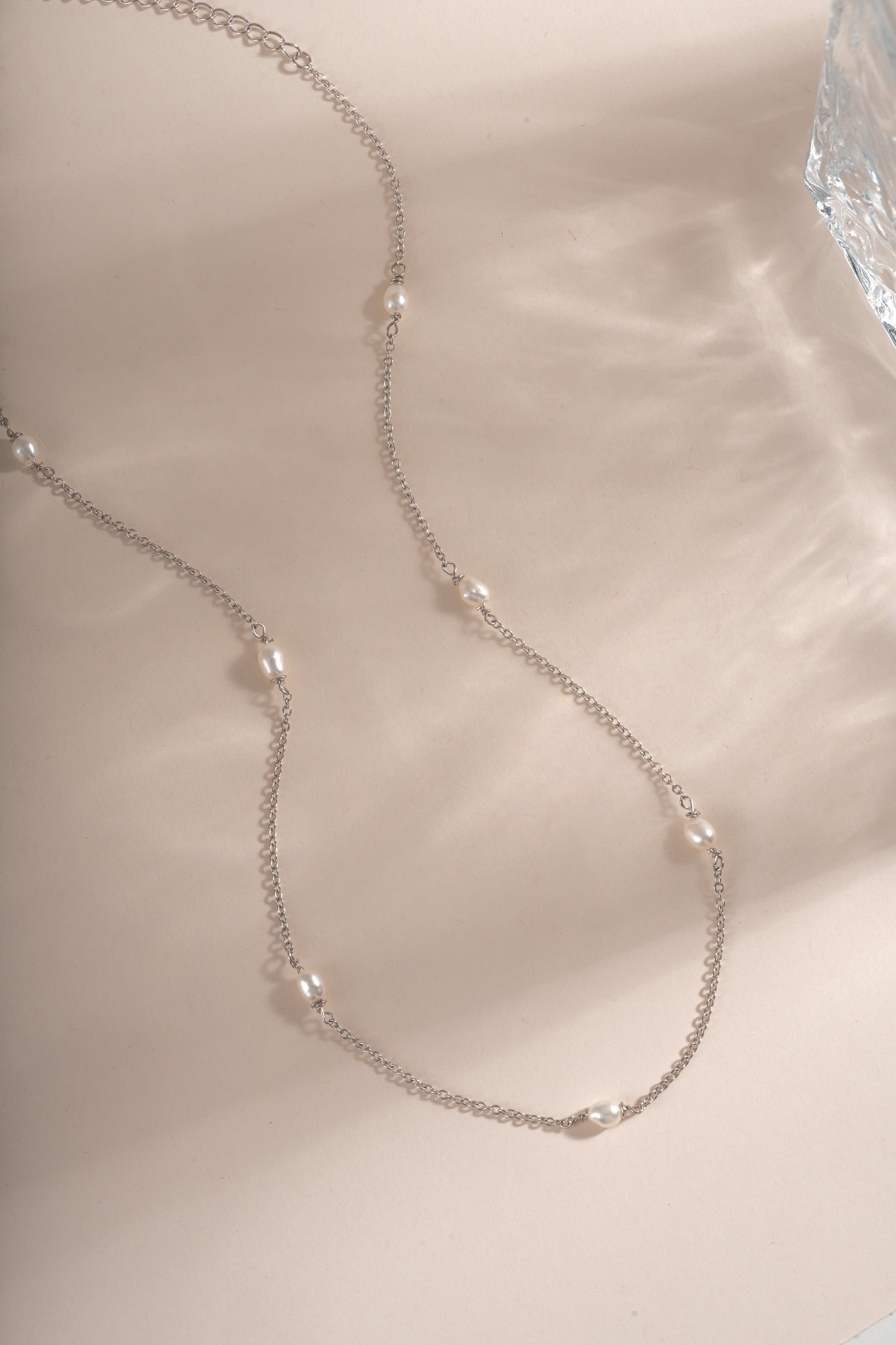 Dainty Beaded Pearl Necklace