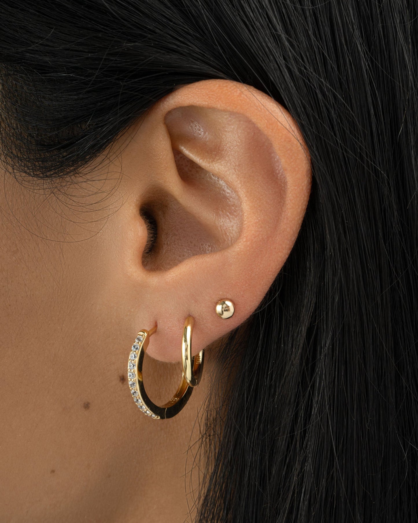 Dot Studs