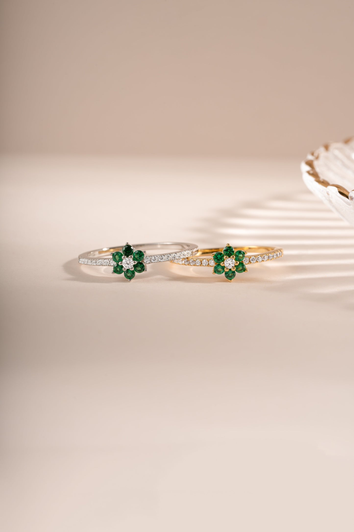Emerald Flower Ring