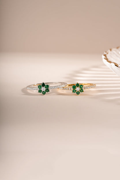 Emerald Flower Ring