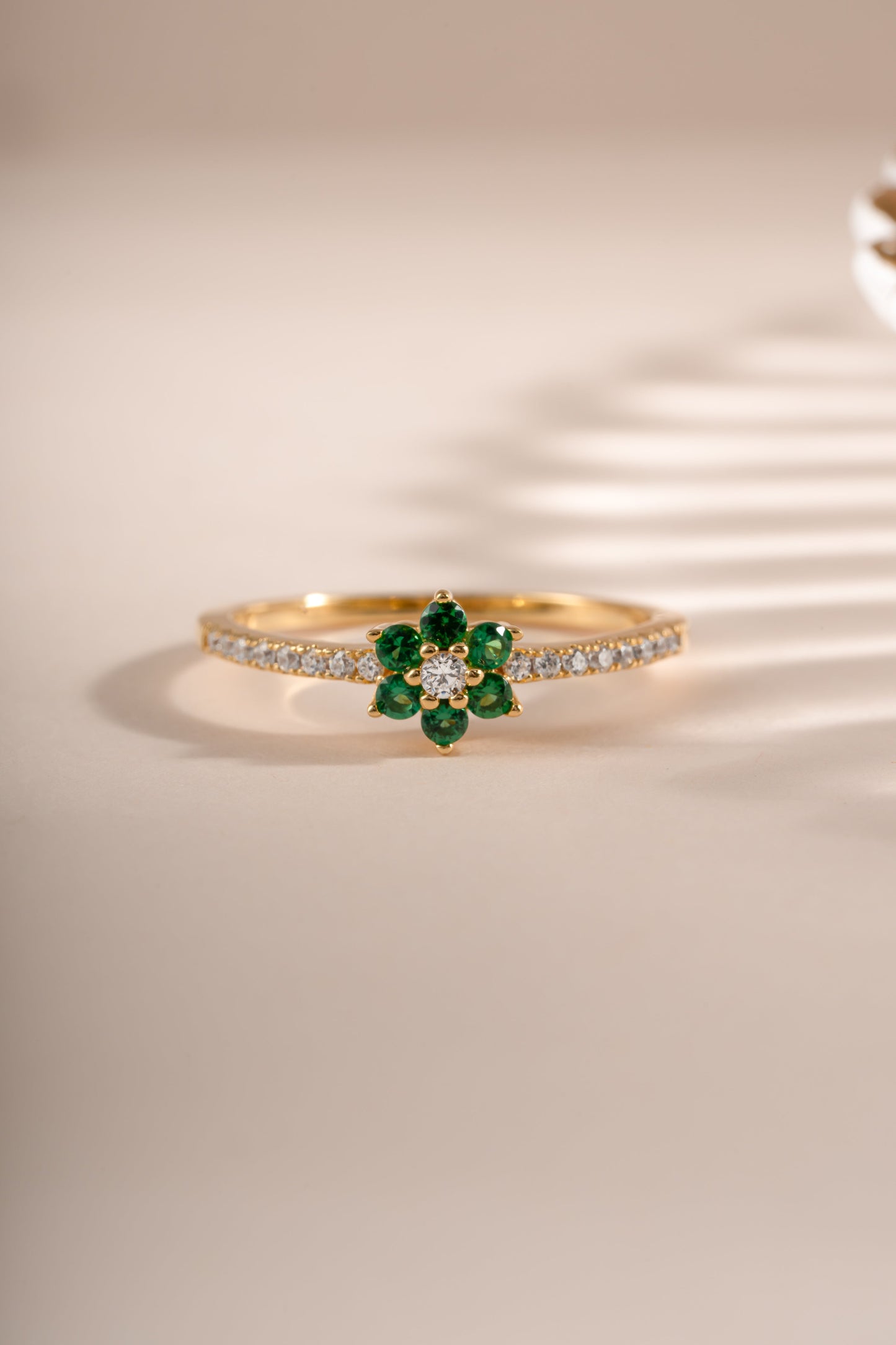 Emerald Flower Ring