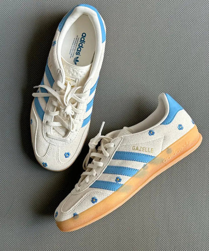 Adidas Gazelle Indoor sneakers set, beige uppers with blue accents and gum soles