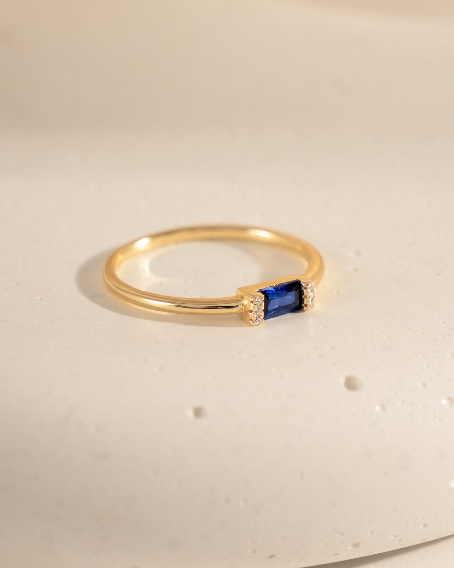 Sapphire Simple Baguette Ring