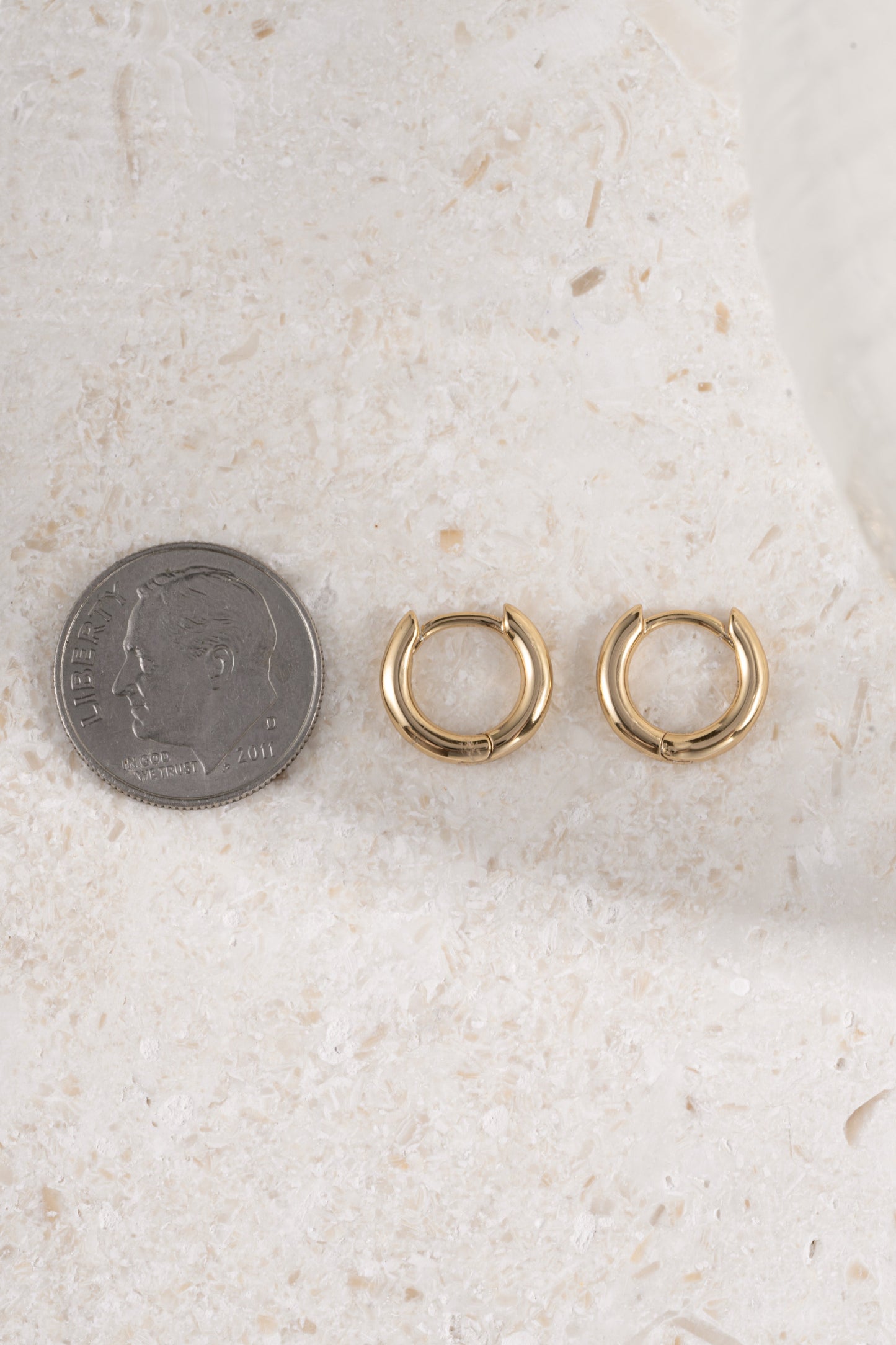 8mm Minimalist Small Hoop Earrings