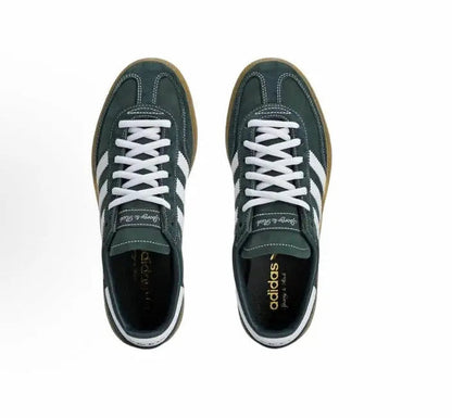 Handball Spezial low-top sneakers, dark green uppers, white laces and stripes