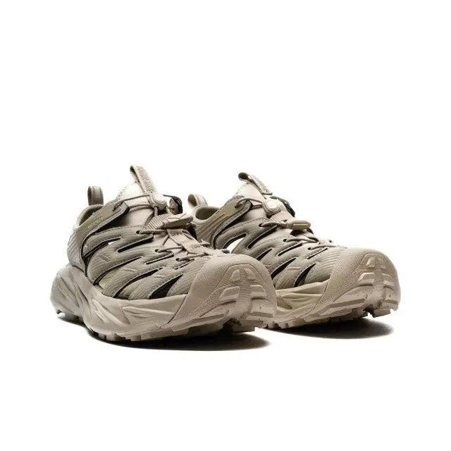 Hiking sandals light beige with rugged traction sole and lace-up straps