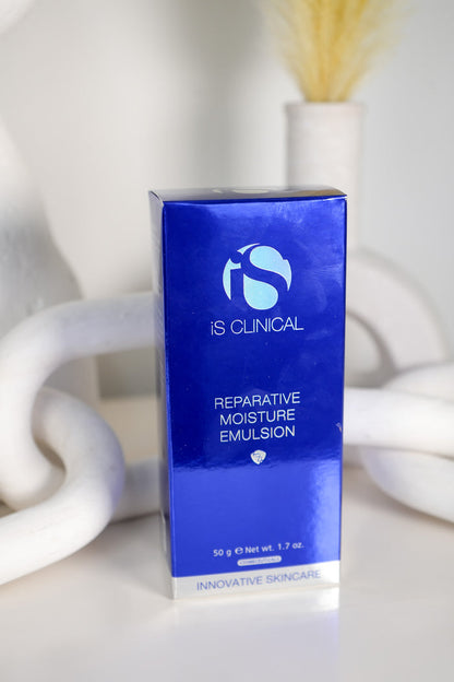 iS Clinical Reparative Moisture Emulsion