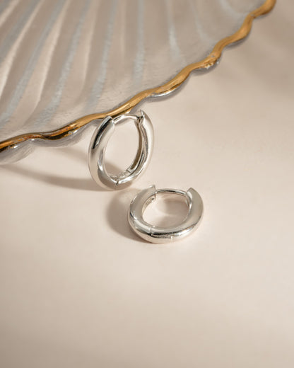 Oval Plain Huggies