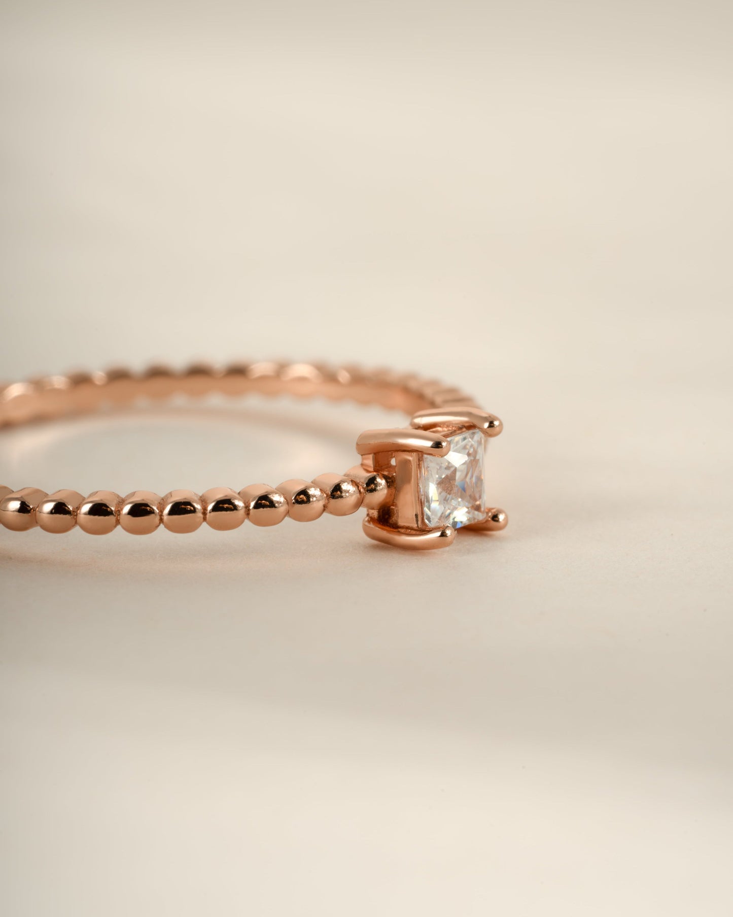 Princess Cut w Beaded Band