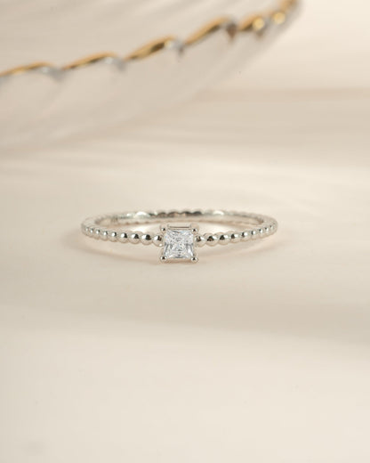 Princess Cut w Beaded Band