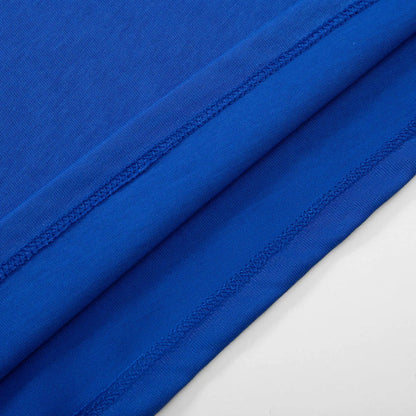 Blue T-shirt sleeve with double-stitched hem seam