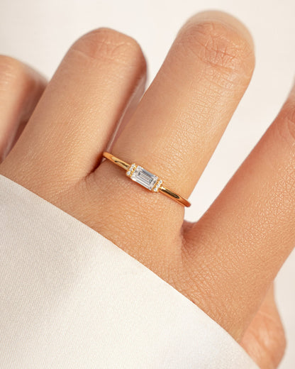 Diamond Simple Baguette Ring