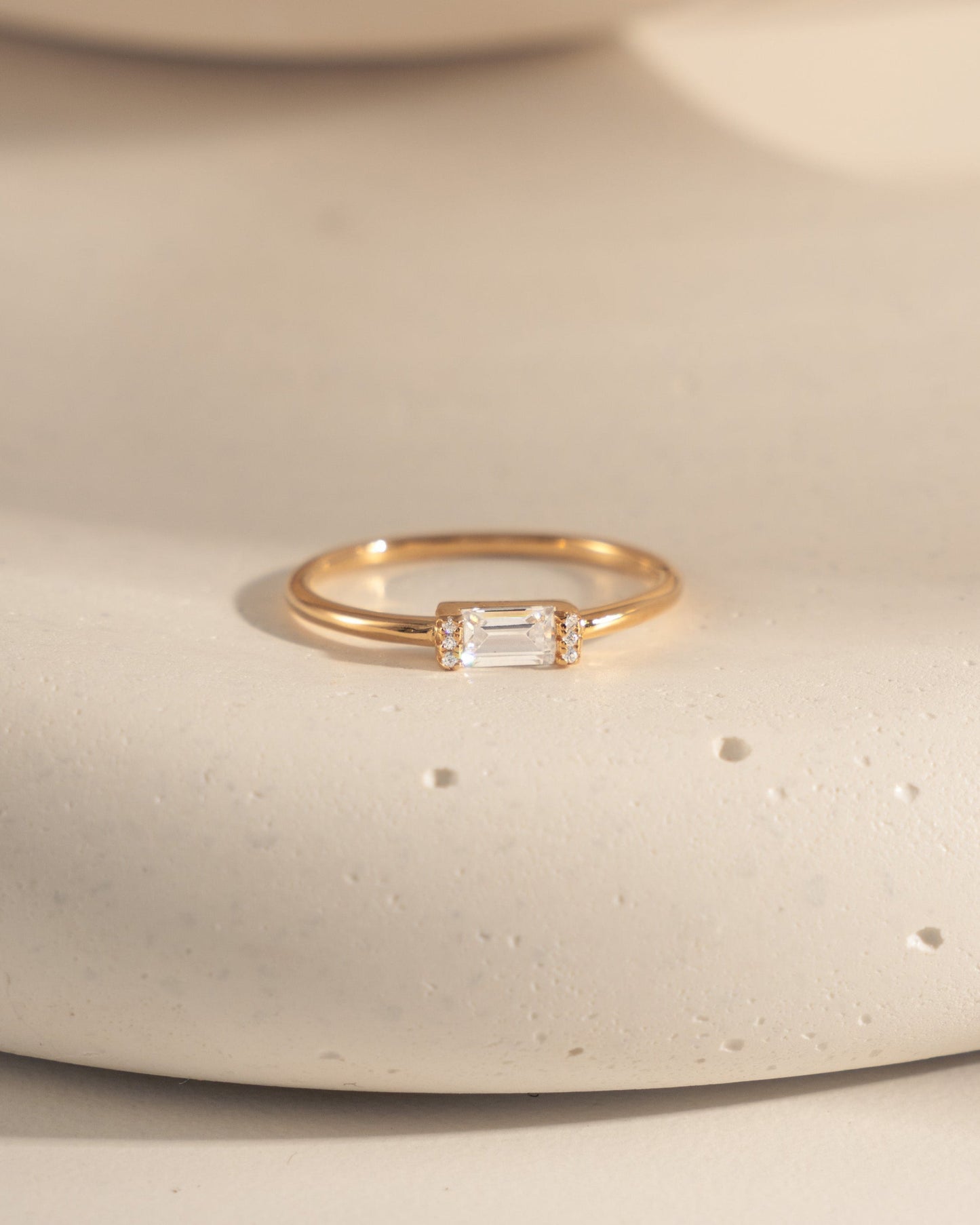 Diamond Simple Baguette Ring