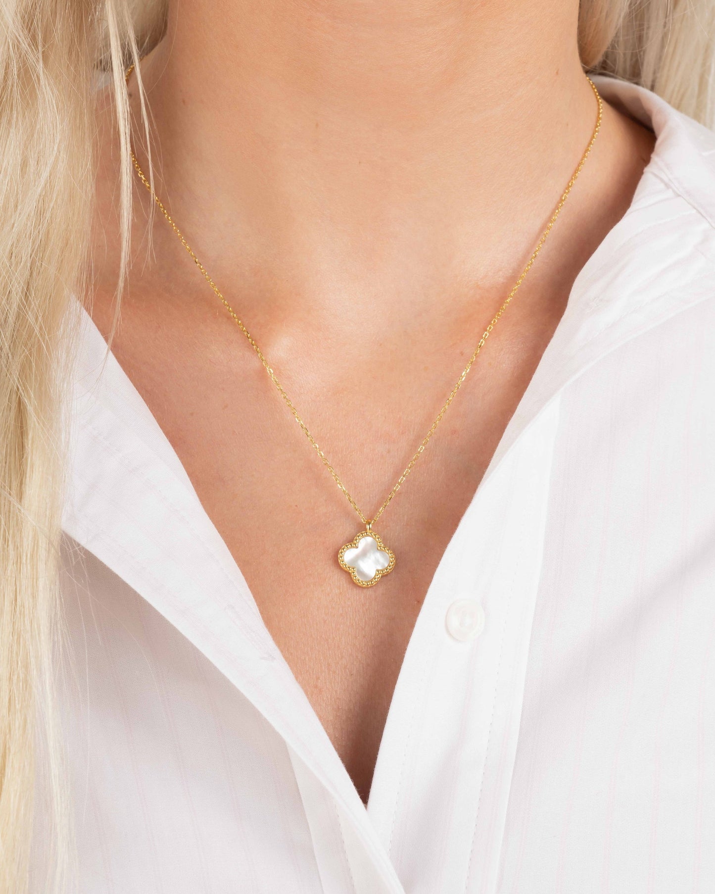Mother of Pearl Clover Necklace