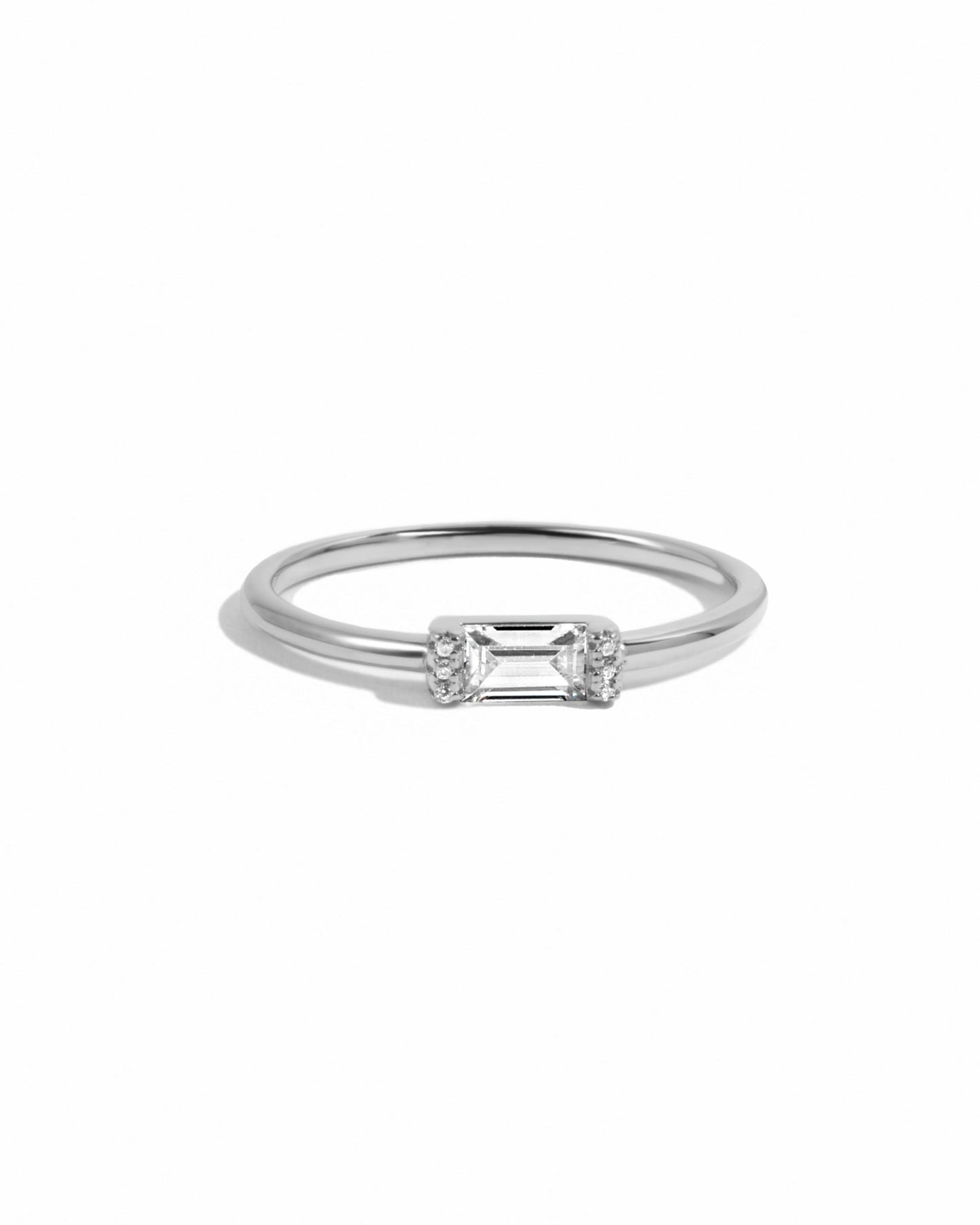 Diamond Simple Baguette Ring
