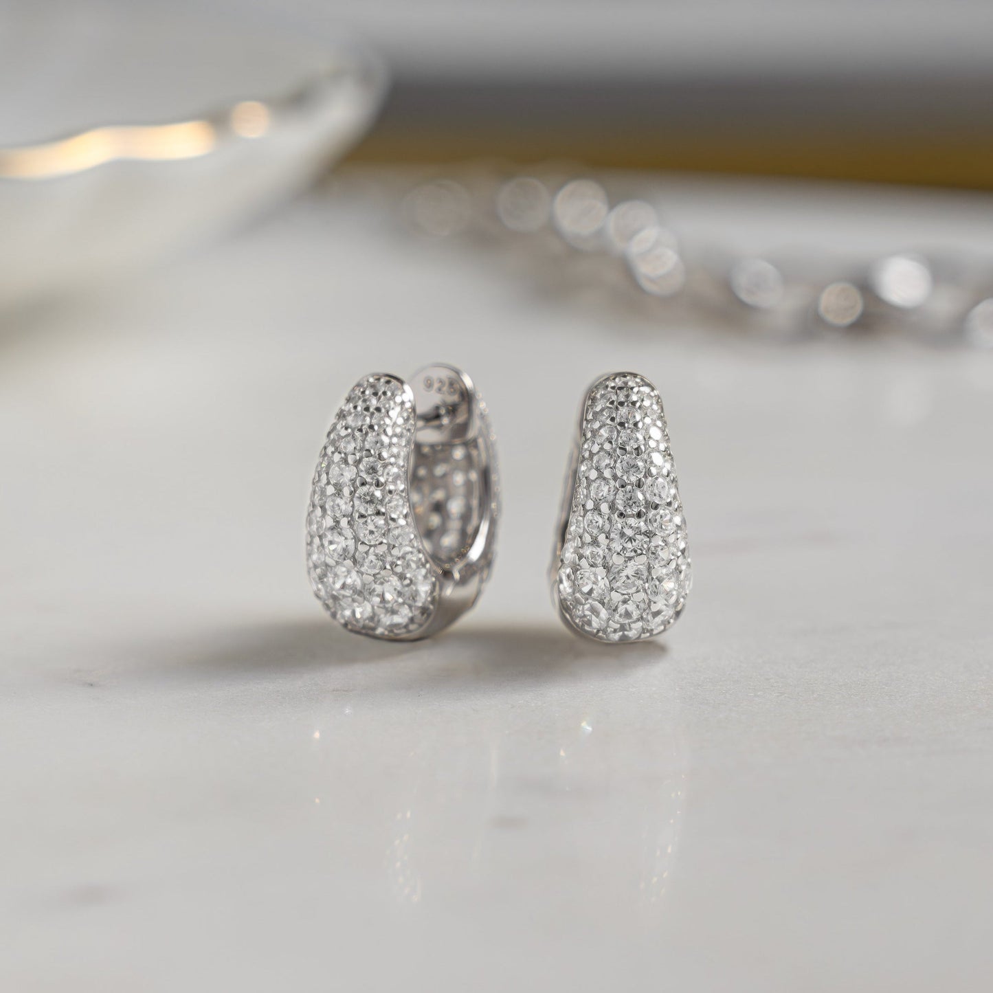 Basket Pave Hoops