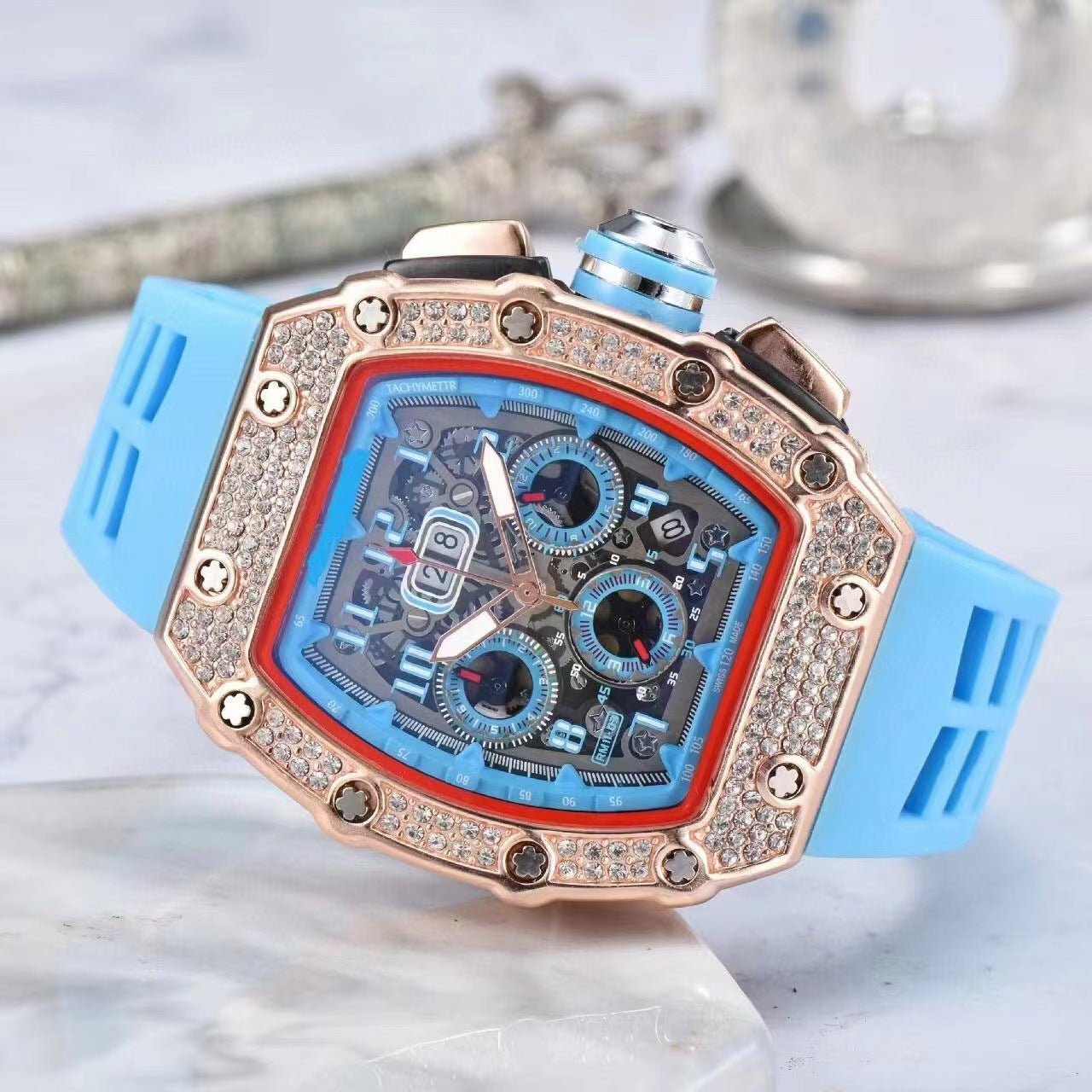 üì¢üì¢40% OFF !! ‚è∞ Luxury Men's Tonneau-Shaped Watch with Rhinestone Embellishment