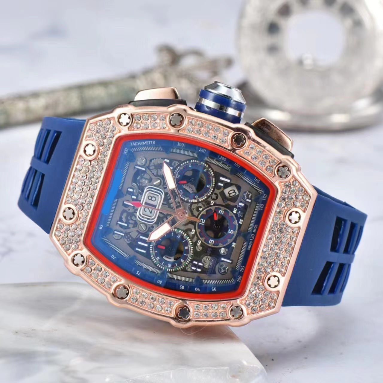 üì¢üì¢40% OFF !! ‚è∞ Luxury Men's Tonneau-Shaped Watch with Rhinestone Embellishment