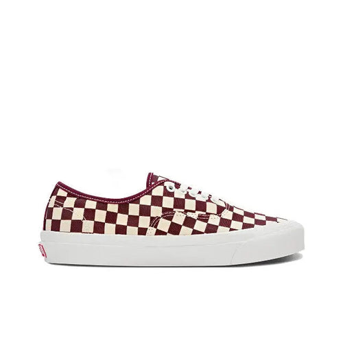 Low-top canvas sneakers, red and white checkerboard, white rubber sole
