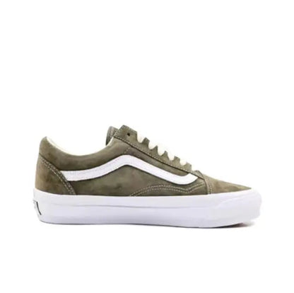 Vans Old Skool low-top skate shoes in olive suede with white stripe and lace-up