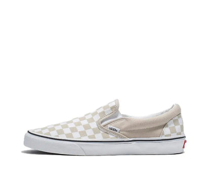 Vans Slip-On shoe in beige and white checker canvas, lace-free, white sole.